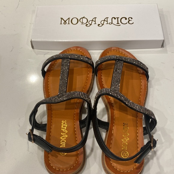 Sandals - Black with Sparkling accentπ€π€π€ - Picture 2 of 7